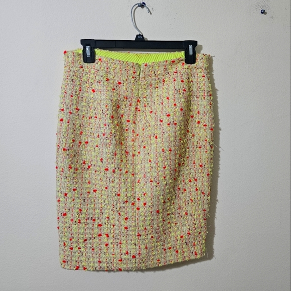 J Crew Tweed Pencil Skirt - Picture 4 of 12